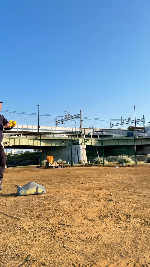 頸椎ヘルニアの不安が少しなくなってきたので投げた。
投げるのは難しい。
だからこそ、習得したら生き残りやすくなる。
60歳になってもプルダウンできるように、トレーニングしなきゃだなぁ。。
#野